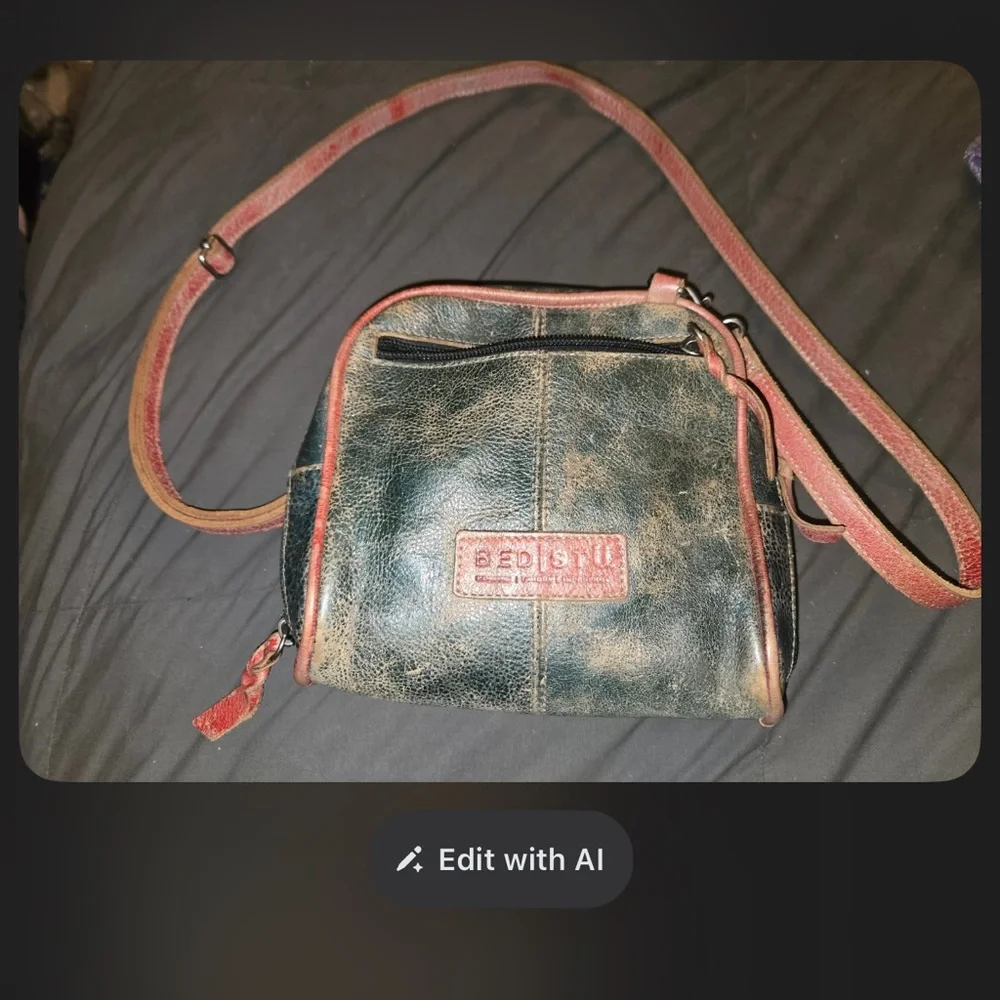 BEDSTU CAPTURE - Picture 3 of 4